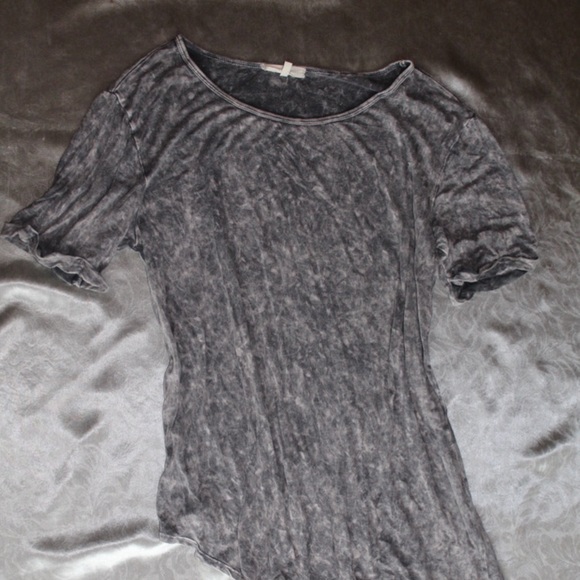 Asymmetrical top - Picture 1 of 3